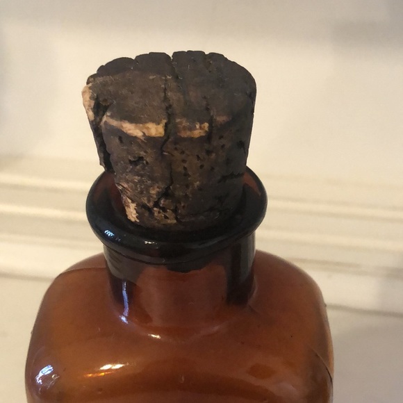 Antique Brown Glass NORWICH Pharmacy Medicine Apothecary Bottle & Clear Bottle - Picture 4 of 9